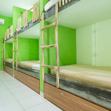The Eco-Living Hostel Denpasar  Ngoại thất bức ảnh