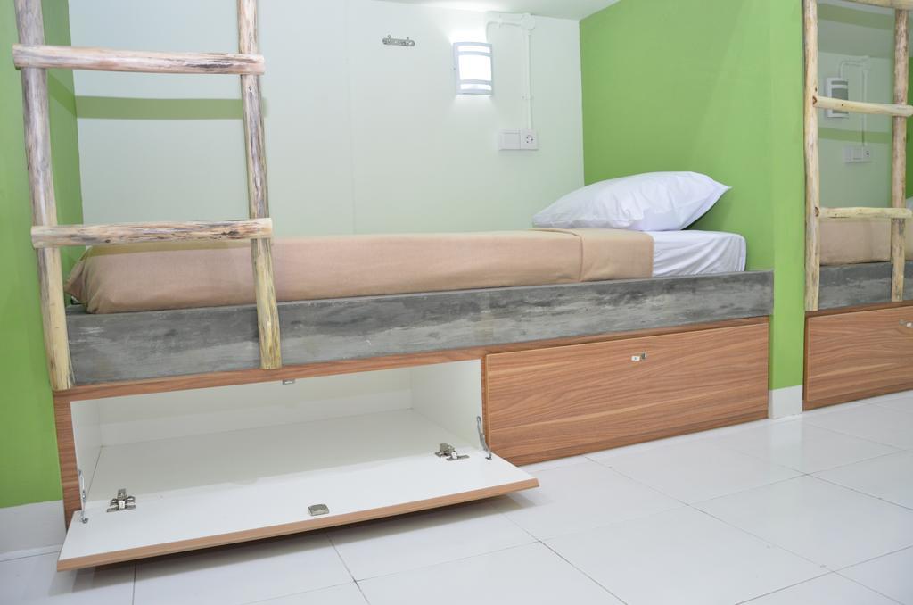 The Eco-Living Hostel Denpasar  Phòng bức ảnh