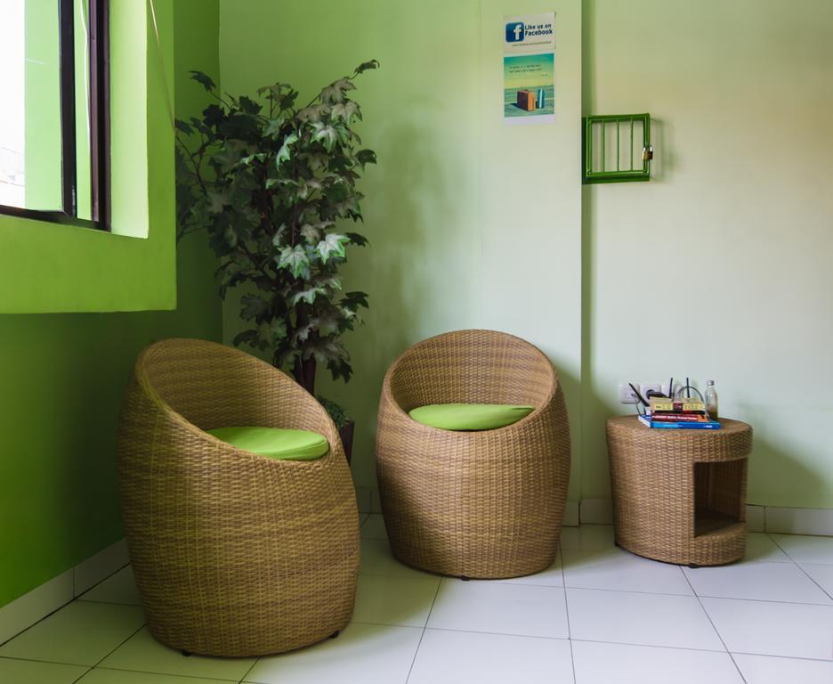 The Eco-Living Hostel Denpasar  Ngoại thất bức ảnh